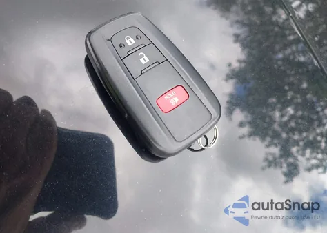 2024 Toyota 4Runner Sr5 z USA, uszkodzony, nr VIN JTEMU5JR1R6307408